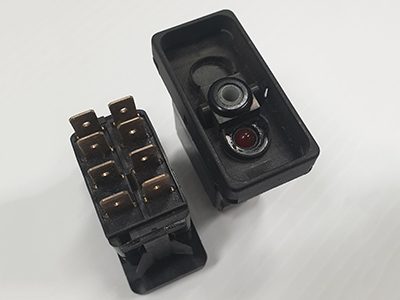 Switch 12v GS raised