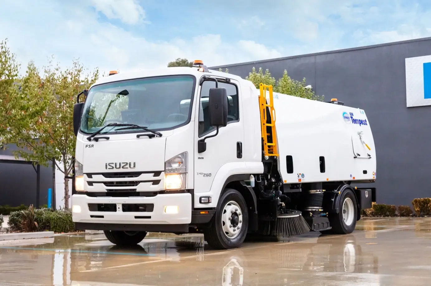 Schwarze road sweeper